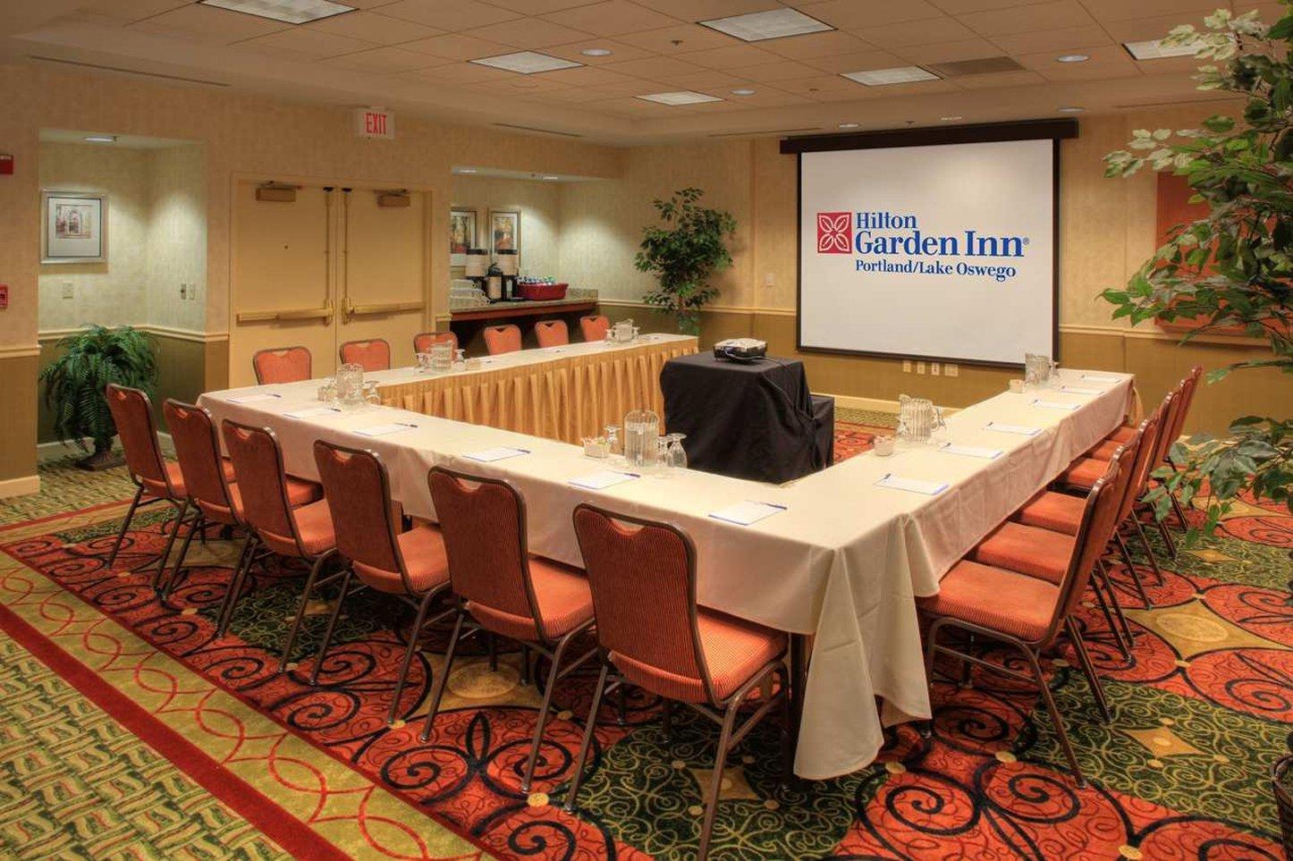 Hilton Garden Inn Portland Lake Oswego Exterior foto